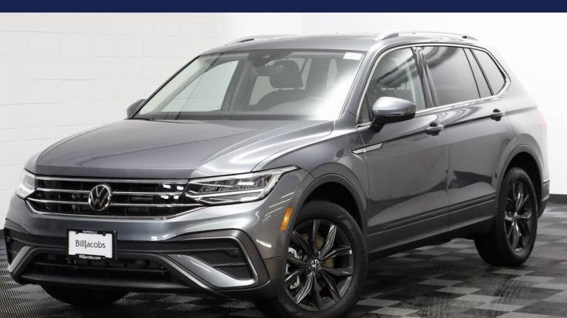 VOLKSWAGEN TIGUAN 4MOTION 2024 3VVMB7AX8RM105218 image